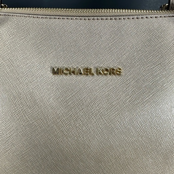 Michael Kors Beige Tote Bag pre owned Exellent condition - Picture 3 of 8